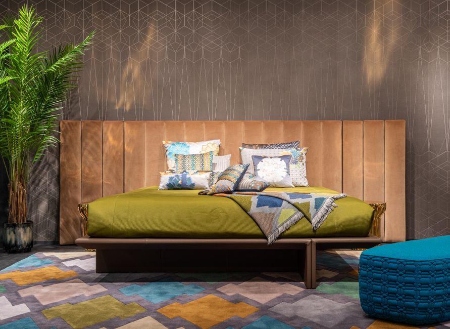 Luxe droombed met zachte, witte lakens. Luxe droombed met zachte, witte lakens.